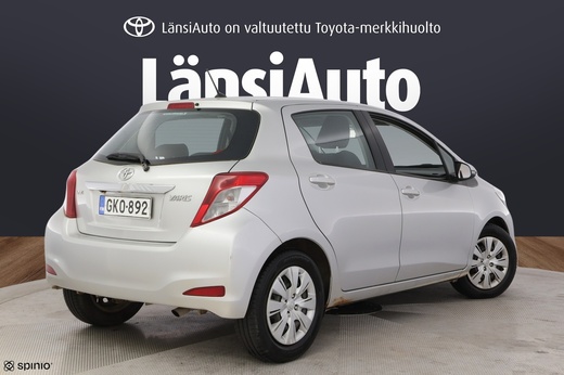 Toyota Yaris vaihtoauto