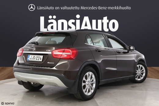 Mercedes-Benz GLA vaihtoauto