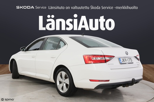 Skoda Superb vaihtoauto