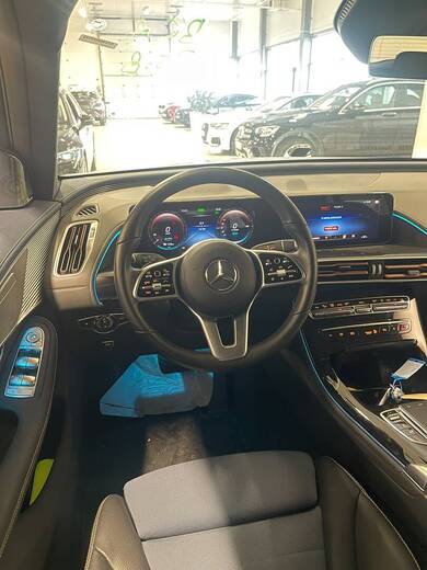 Mercedes-Benz EQC vaihtoauto