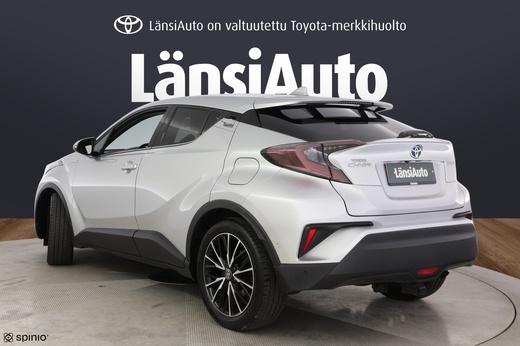 Toyota C-HR vaihtoauto