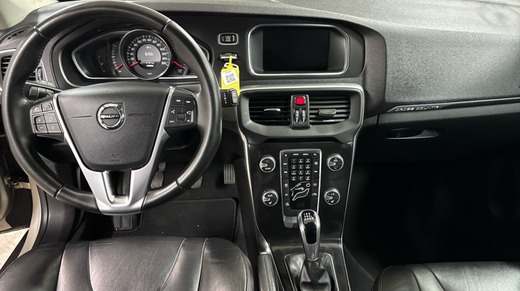 Volvo V40 Cross Country vaihtoauto