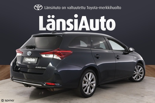 Toyota Auris vaihtoauto