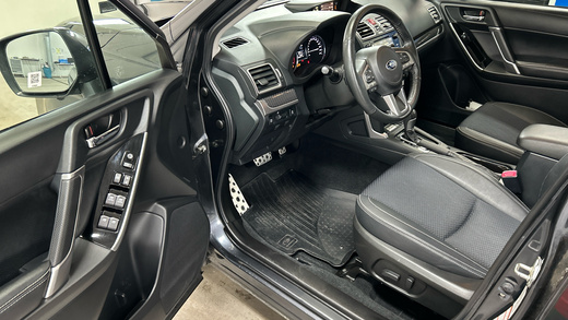 Subaru Forester vaihtoauto