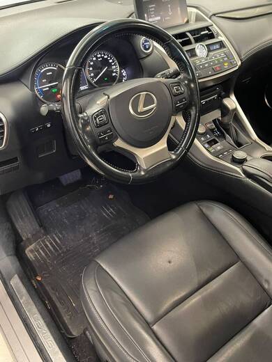 Lexus NX vaihtoauto
