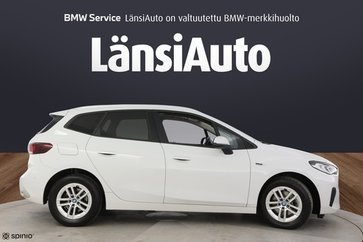 BMW 225 vaihtoauto