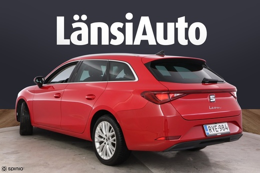 SEAT Leon Sportstourer vaihtoauto