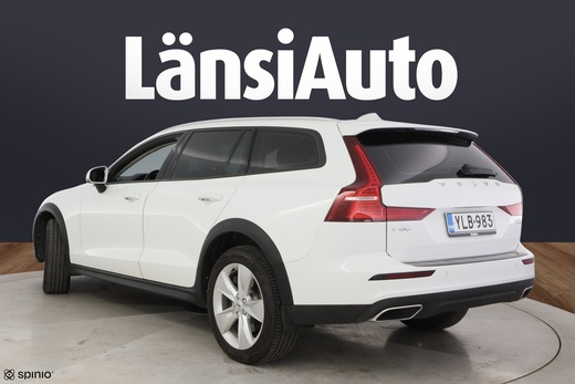 Volvo V60 Cross Country vaihtoauto