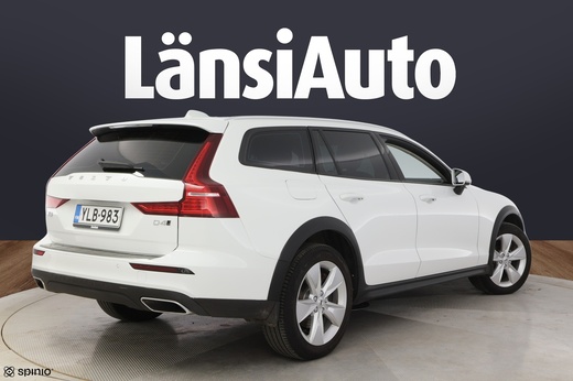 Volvo V60 Cross Country vaihtoauto