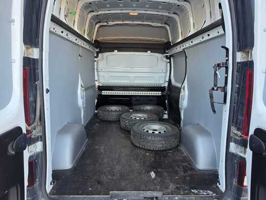 Renault Trafic vaihtoauto