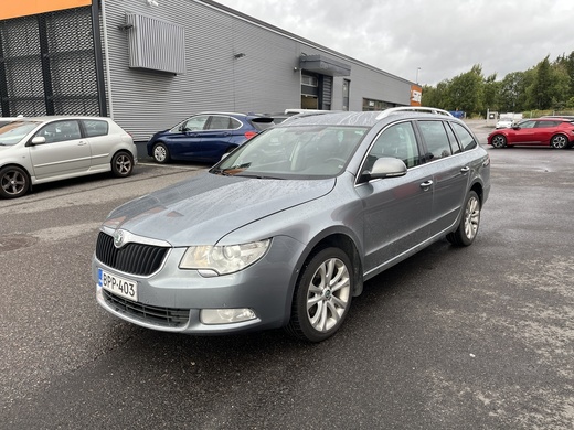 Skoda Superb vaihtoauto