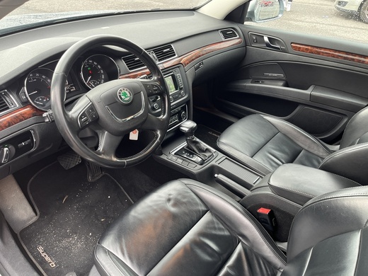 Skoda Superb vaihtoauto