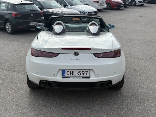 Alfa Romeo Spider vaihtoauto