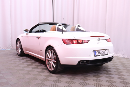 Alfa Romeo Spider vaihtoauto