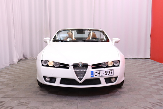 Alfa Romeo Spider vaihtoauto
