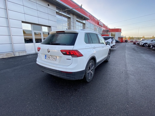Volkswagen Tiguan vaihtoauto