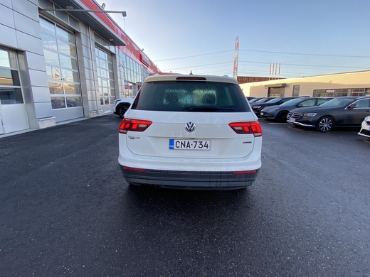 Volkswagen Tiguan vaihtoauto