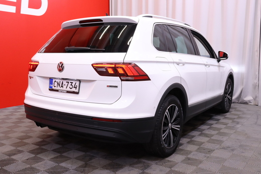 Volkswagen Tiguan vaihtoauto