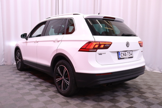 Volkswagen Tiguan vaihtoauto