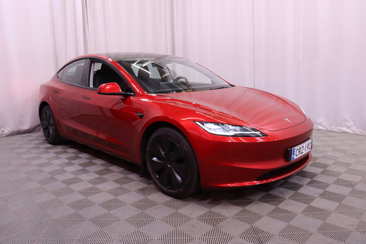 Tesla Model 3 vaihtoauto