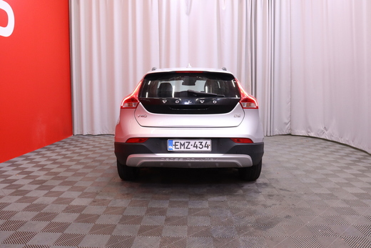 Volvo V40 Cross Country vaihtoauto