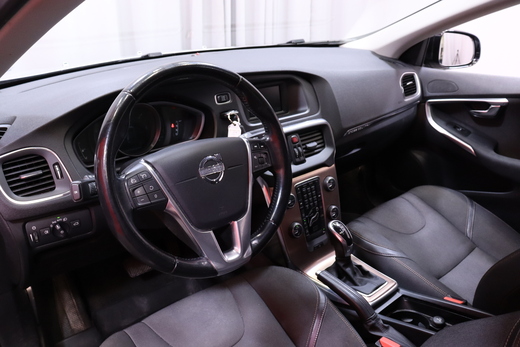 Volvo V40 Cross Country vaihtoauto
