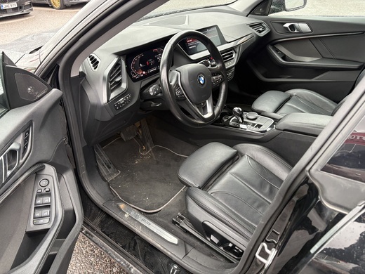 BMW 218 vaihtoauto