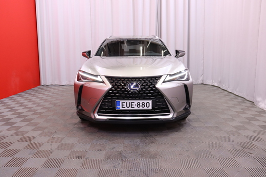 Lexus UX vaihtoauto