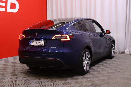 Tesla Model Y vaihtoauto