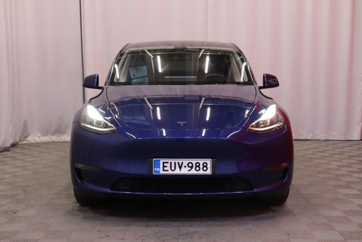 Tesla Model Y vaihtoauto