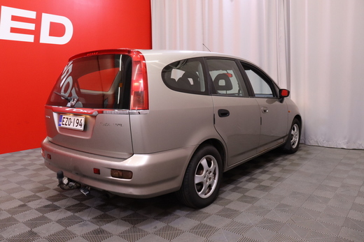 Honda Stream vaihtoauto