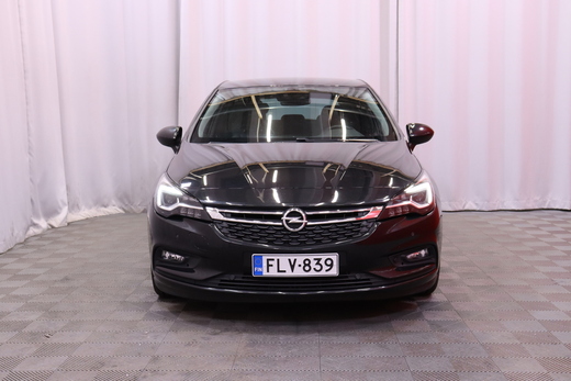 Opel Astra vaihtoauto