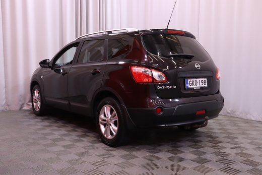 Nissan Qashqai+2 vaihtoauto