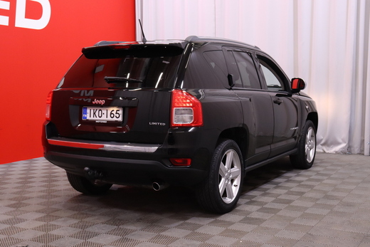 Jeep Compass vaihtoauto