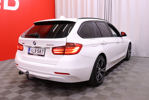 BMW 320 vaihtoauto