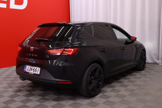 SEAT Leon vaihtoauto