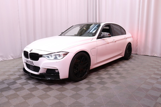 BMW 330 vaihtoauto