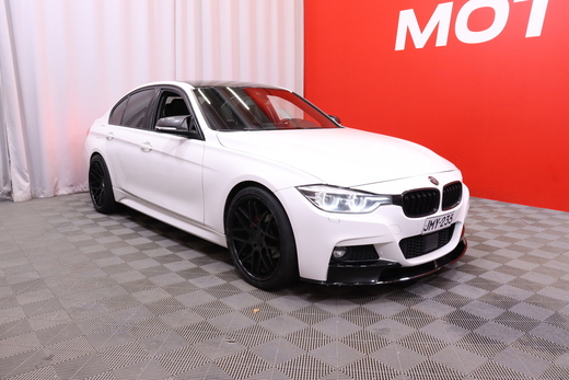 BMW 330 vaihtoauto