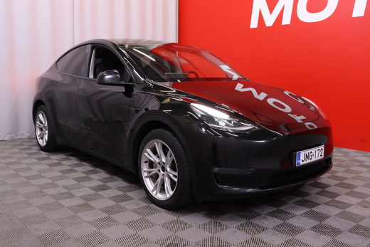 Tesla Model Y vaihtoauto