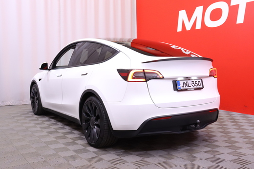Tesla Model Y vaihtoauto