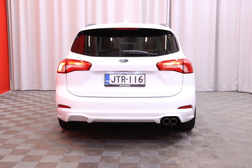 Ford Focus vaihtoauto
