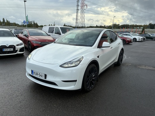 Tesla Model Y vaihtoauto