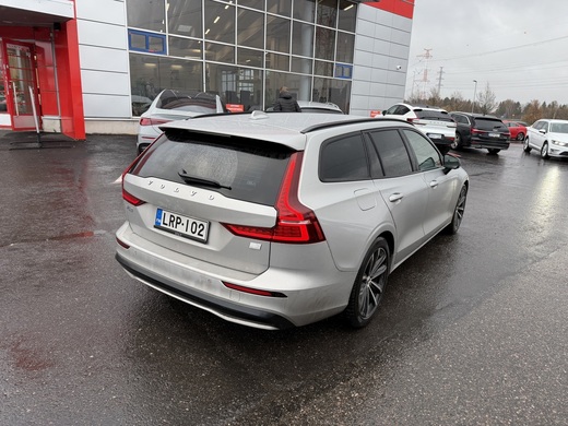 Volvo V60 vaihtoauto