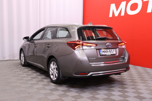 Toyota Auris vaihtoauto