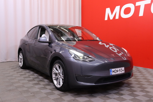 Tesla Model Y vaihtoauto