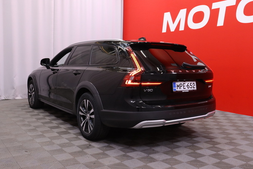 Volvo V90 Cross Country vaihtoauto