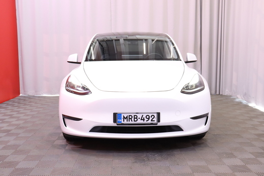 Tesla Model Y vaihtoauto