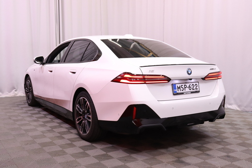 BMW i5 vaihtoauto