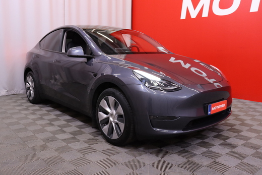 Tesla Model Y vaihtoauto