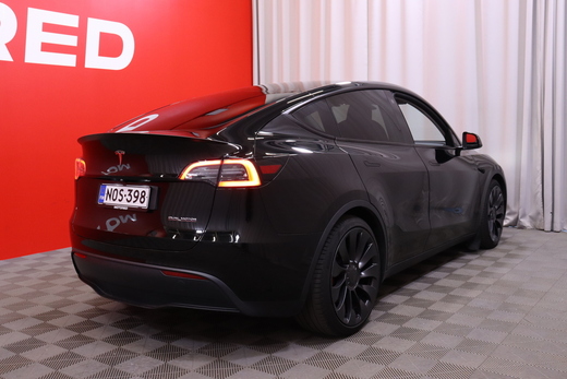 Tesla Model Y vaihtoauto